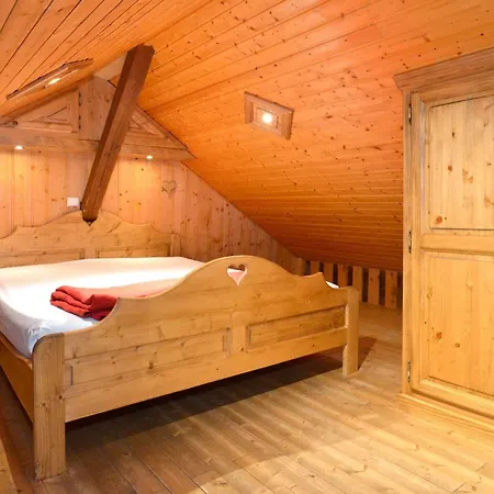 Spacieux 4 Pièces Avec Mezzanine, Balcon Et Parking, à 2 Pas De Super-châtel - 7 Pers. - Fr-1-676-25 * Châtel